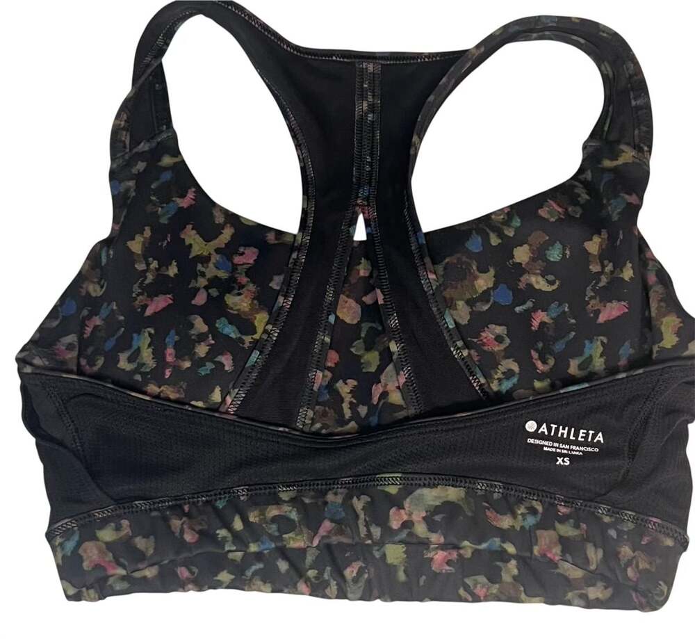 Athleta Contender Printed Bra in Ancient Forest Leopard Size XS